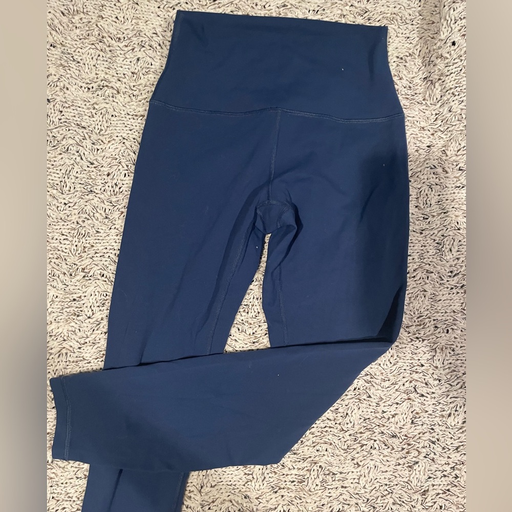 athletic leggings